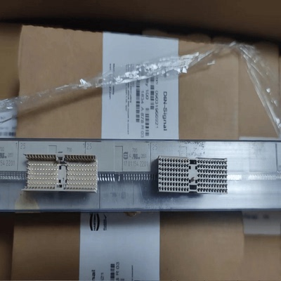 17011542201 HARTING品牌背板连接器154路 2MM 7*22P直式压配插头