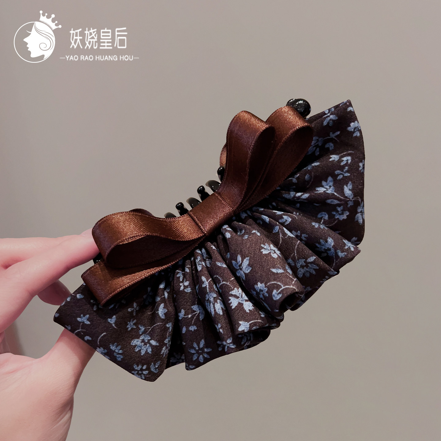 韩系田园风碎花小花苞蝴蝶结褶皱高品质缎面扭扭夹百搭布艺香蕉夹