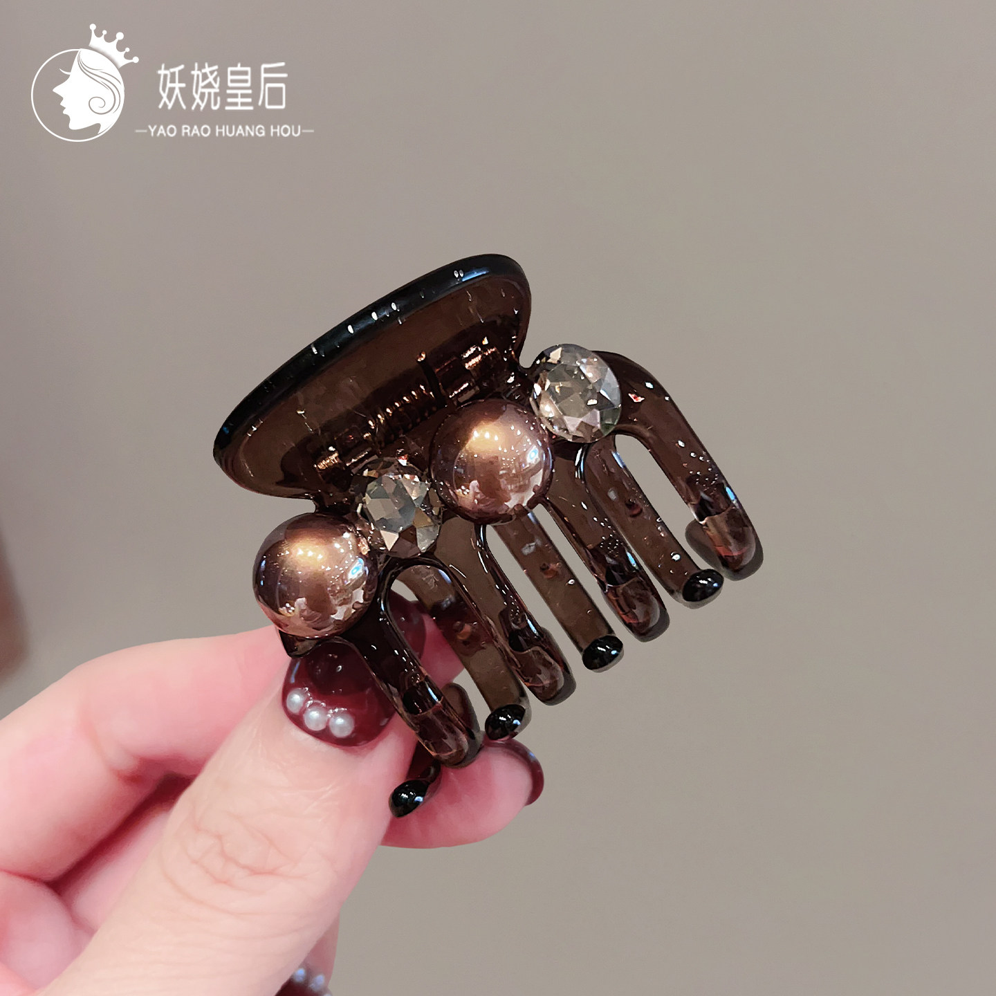 轻奢水钻南瓜抓夹女高级感镶钻高马尾发夹后脑勺半扎百搭鲨鱼夹,饰品/流行首饰/时尚饰品新,发饰,淘宝优惠券,粉丝福利购,淘宝优惠卷