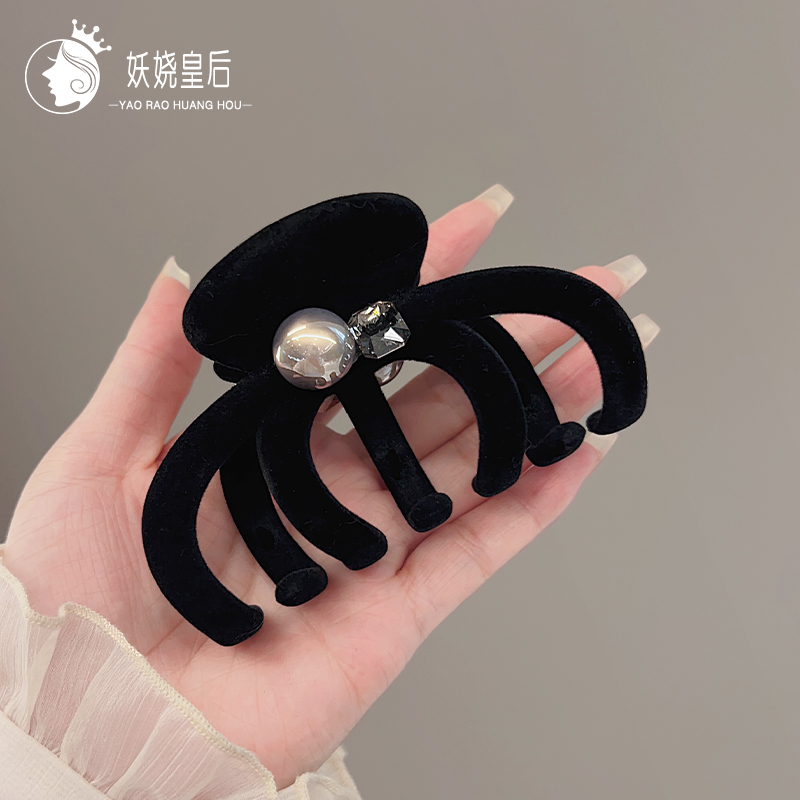 妖娆皇后绒毛时尚气质抓夹
