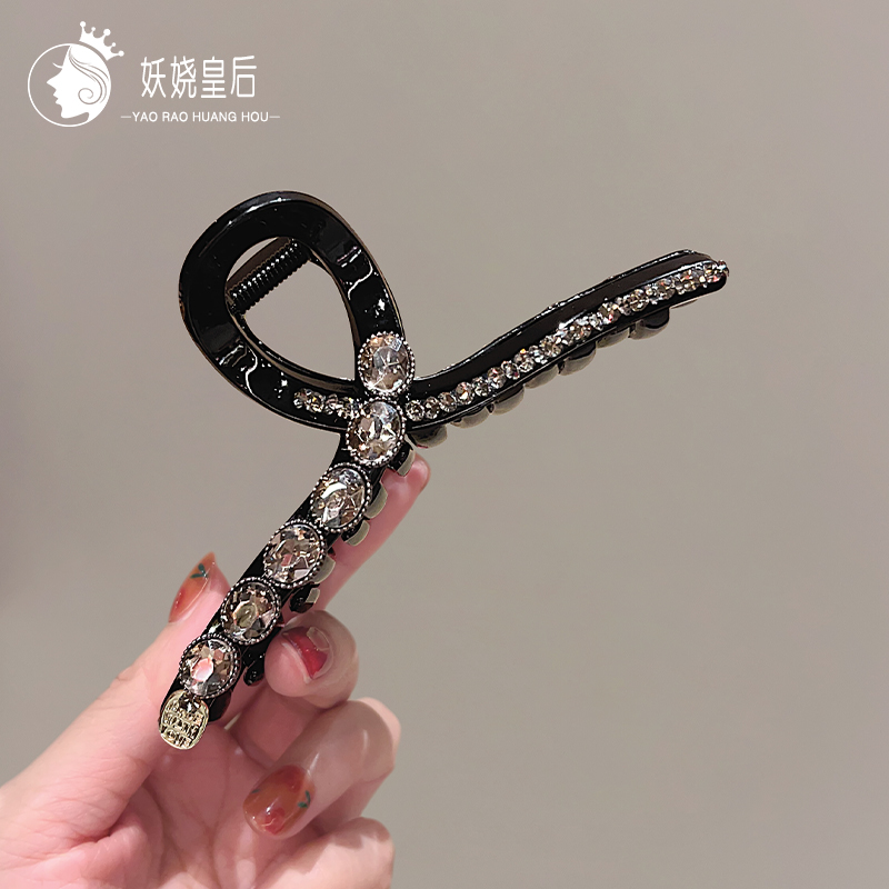 妖娆皇后亚克力时尚气质抓夹
