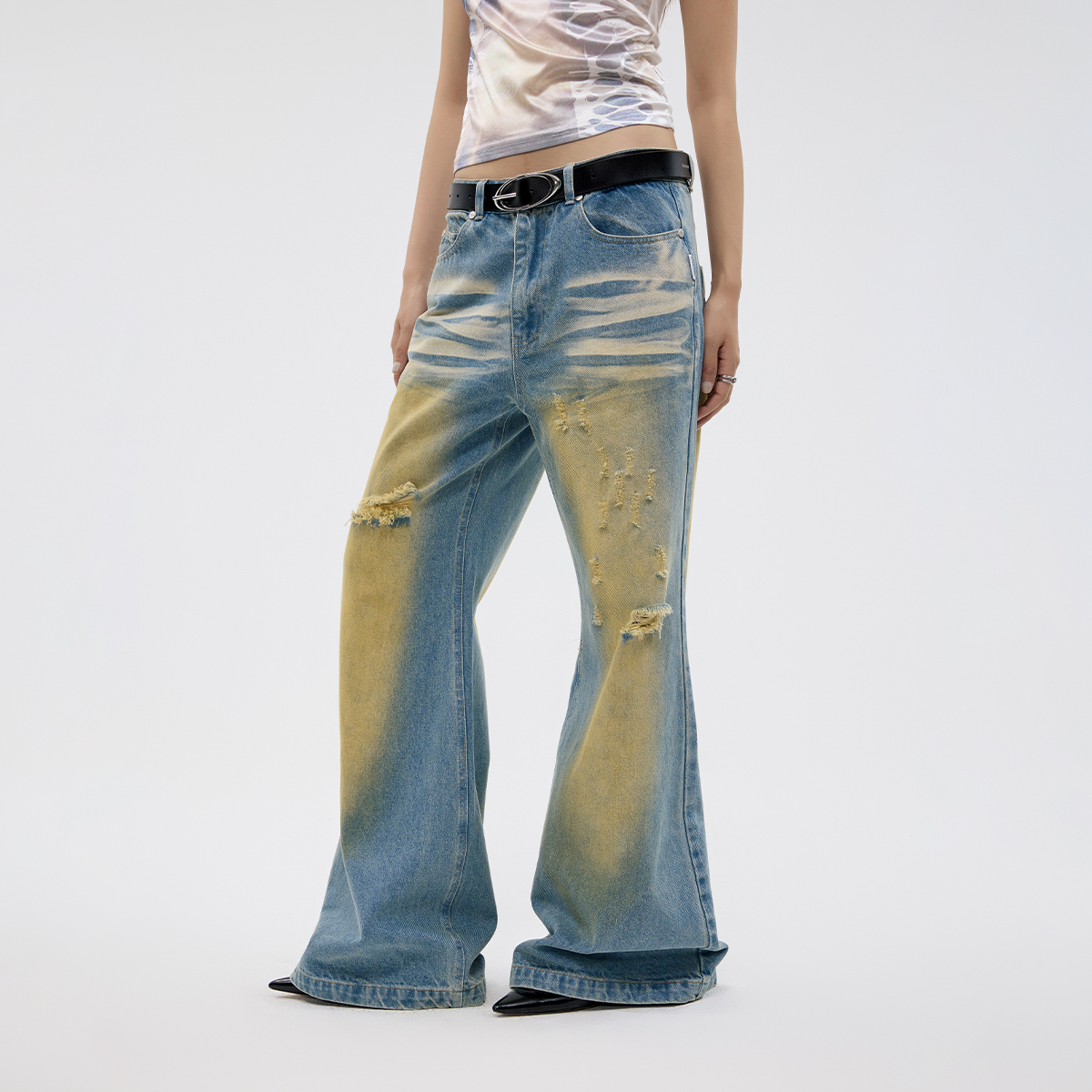 FUNKYFUN喷马骝破洞洗水牛仔裤