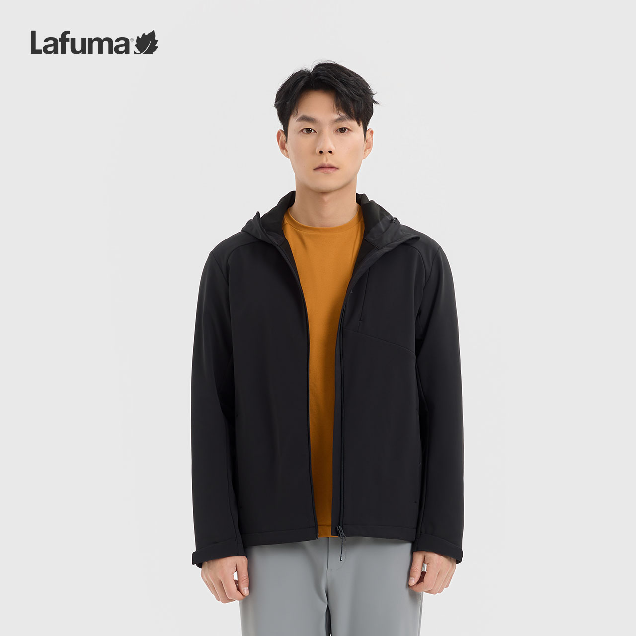 Lafuma户外防泼水加绒软壳外套男