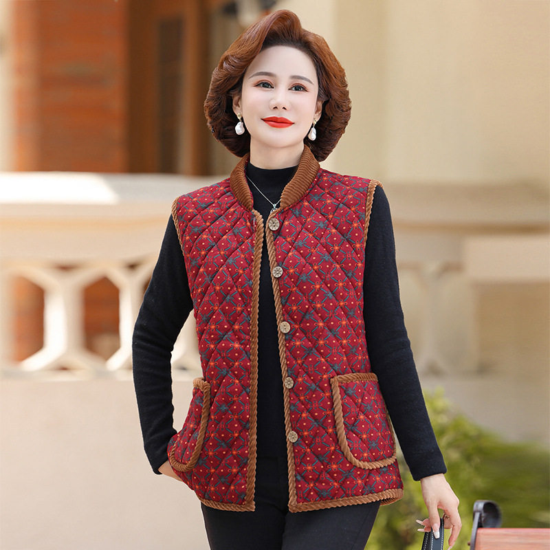 冬季新款中老年女士休闲外套马夹60岁加绒中年妈妈装马甲开衫冬装