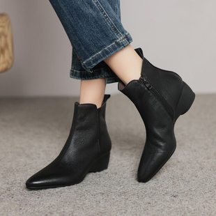 小羊皮尖头短靴女秋冬季超软裸靴中跟小个子坡跟踝靴加绒杏色大码