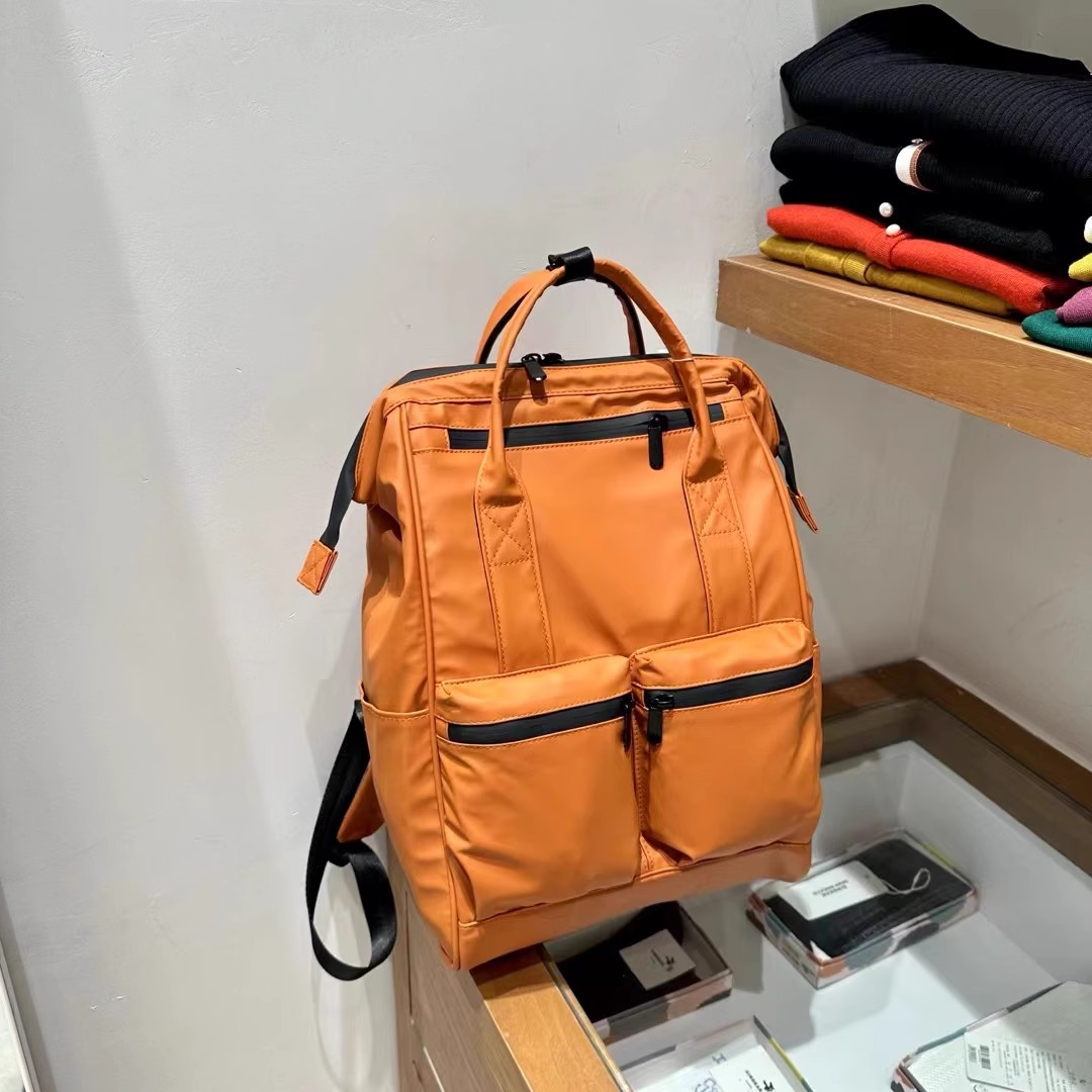 ZRVR防水大容量双肩包轻便户外旅行包书包登机包设计感小众通勤包