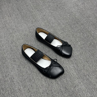 复古真皮苹果头一字松紧带玛丽珍女浅口舒适平底单鞋 2026新款 法式