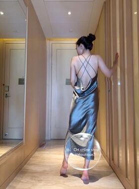 chenyunmu 海狸同款重磅高级醋酸缎大露背宝藏灰绿色连衣裙必盘