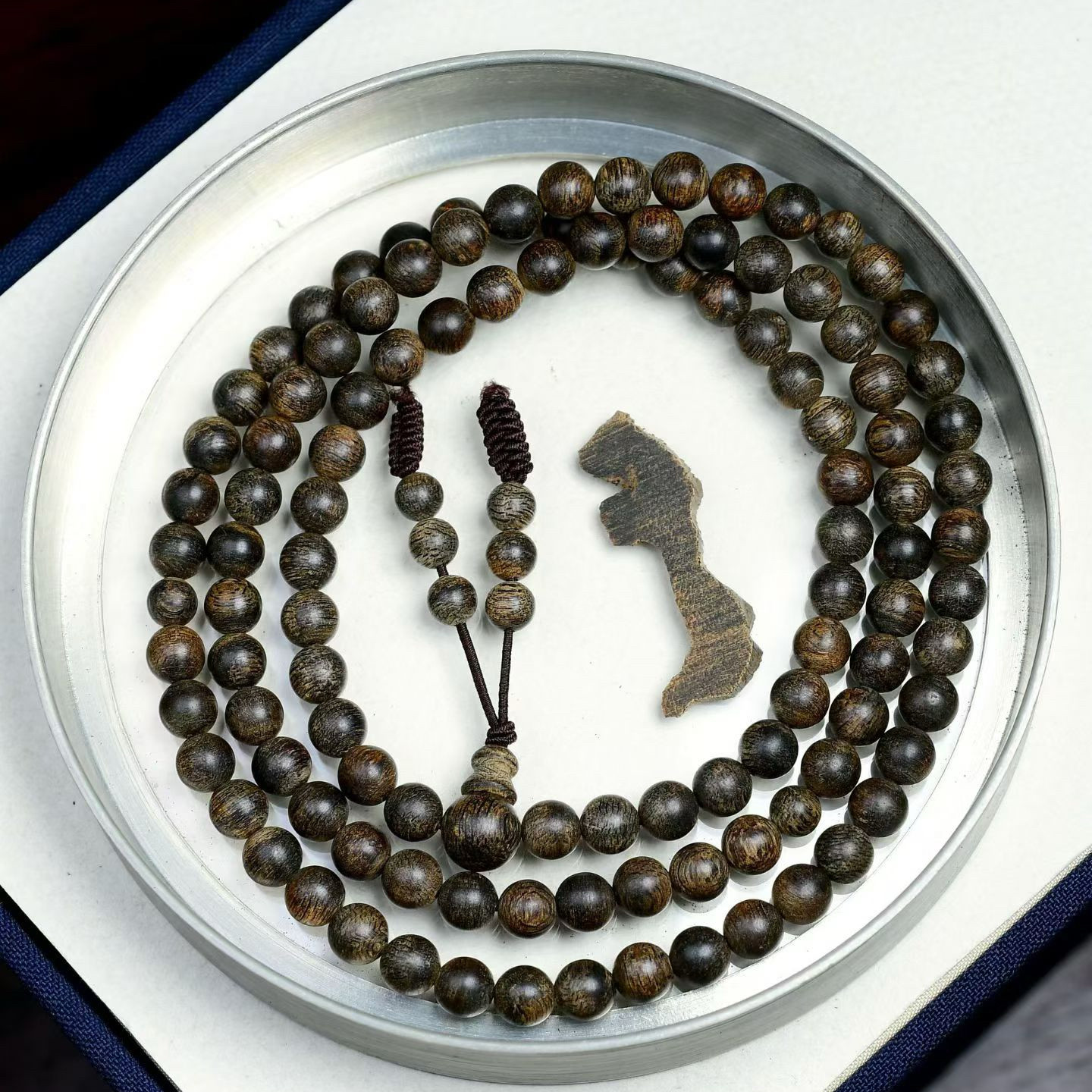 沉香文玩手串0.6男女款保真正品沉水级老料108颗达拉干高端收藏级
