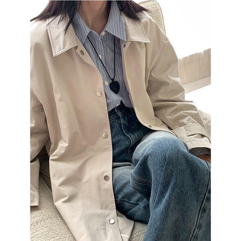 HGE睡格好觉翻领豆乳色风衣