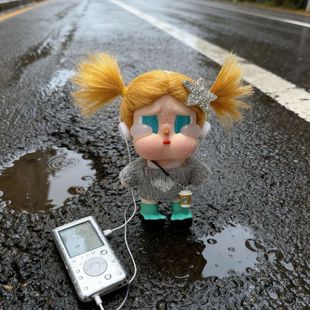 RMAX哭娃vacation系列娃衣搪胶盲盒沙滩小憩咕噜咕噜crybaby衣服