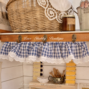 太可爱了 蓝色格子棉麻蕾丝荷叶边自粘帘头遮挡帘 LACESHABBY新款