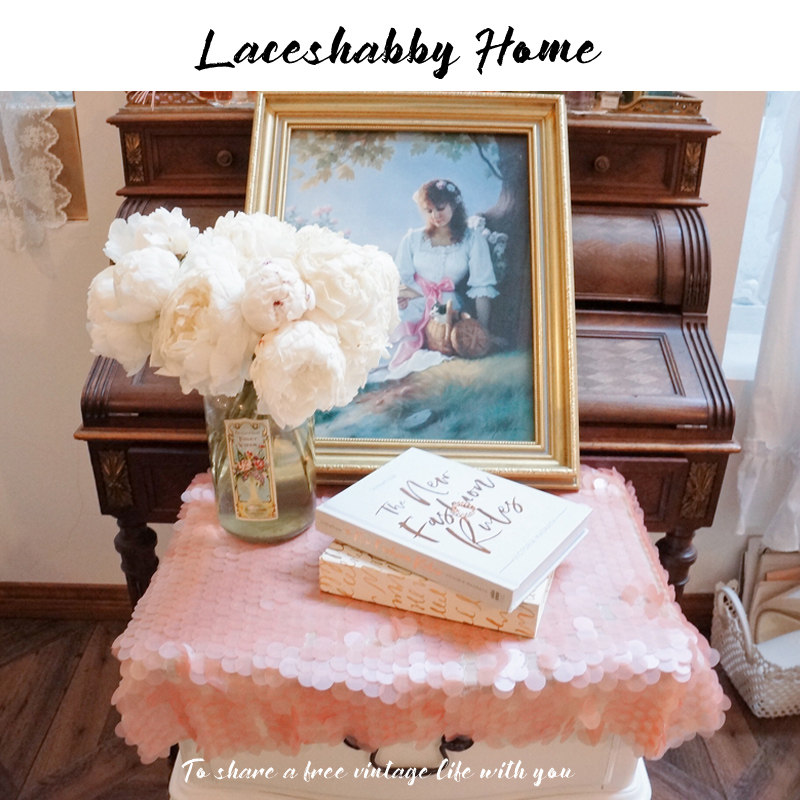 LACESHABBY 새로운 복고풍 유럽 스타일의 가벼운 럭셔리 무지개 인어 3 차원 스팽글 반짝이는 방진 침대 옆 테이블 커버
