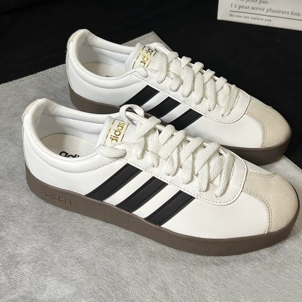 Adidas/阿迪达斯COURT2.0男女同款舒适百搭低帮T头休闲板鞋JQ2470
