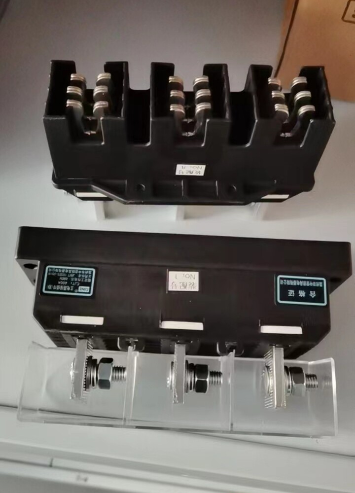 Wenzhou Zhongyi Electric Appliances Main Circuit Dynamic and Static Plug-in CJZ6-400A CJT1-400A Exit one set and one plug-in