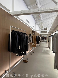 服装店展示架落地式中岛架橱窗挂衣架带轮子可移动陈列架不锈钢