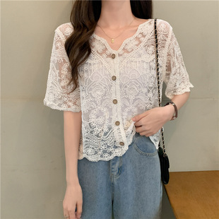 上衣潮 女夏韩系百搭设计感镂空钩花洋气宽松v领开衫 蕾丝短袖 衬衫