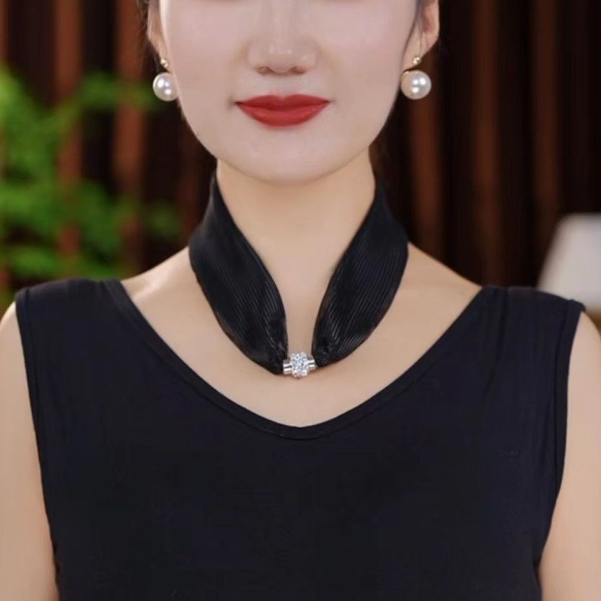 2026春秋新款韩版小围巾女士时尚百搭护颈遮颈纹围脖炫彩磁扣丝巾