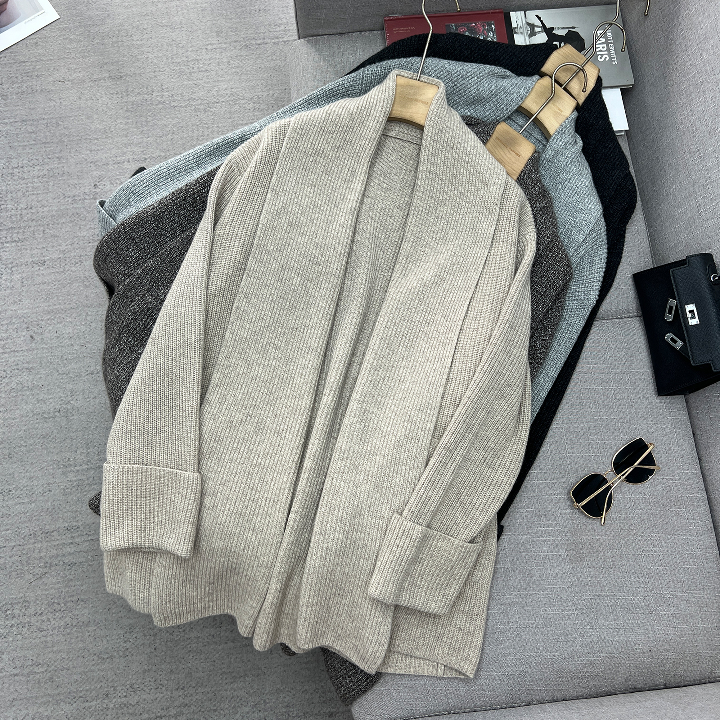 全羊毛极简风一片式围裹领针织衫