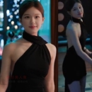 许我耀眼赵露思许妍同款 定制收腰显瘦露背性感飘带挂脖黑色连衣裙