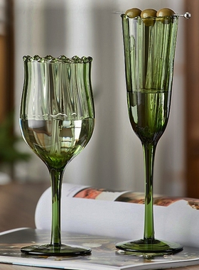 法式复古小众绿色高脚杯中古原色玻璃红酒杯香槟杯花边葡萄酒杯子