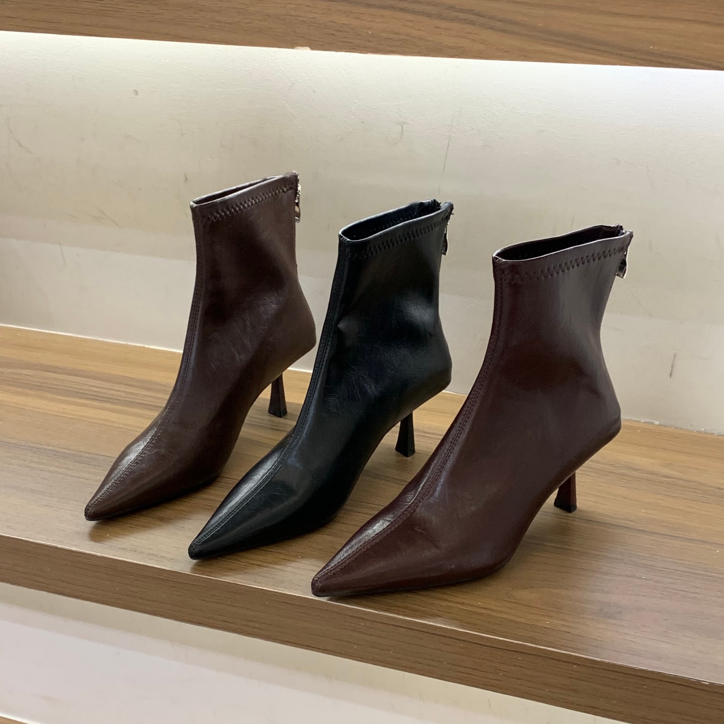 TLE MIKELIN 法式尖头气质高跟短靴女百搭套筒软皮小猫跟瘦瘦靴子