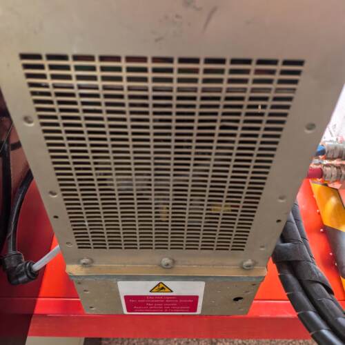 4600396 CW7 3BX射频电源 1600W 27MHz 200-240V工业电源议价维修