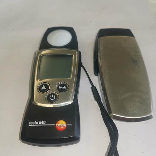testo540高精度光度计 便携式光照度检测测光仪器议价维修