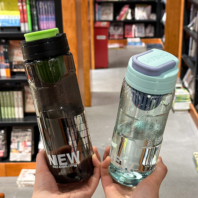 夏季运动大容量水杯带茶隔男女学生防摔水壶简约时尚儿童随手杯子