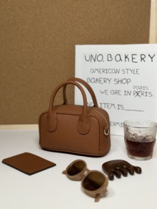 2023新款头层牛皮手提包女 真皮斜挎包馒头包波士顿大容量女包