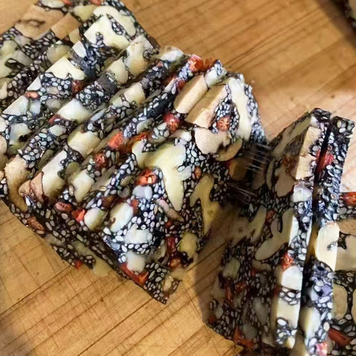 黑芝麻核桃红枣枸杞软糕芝麻片营养传统手工糕点