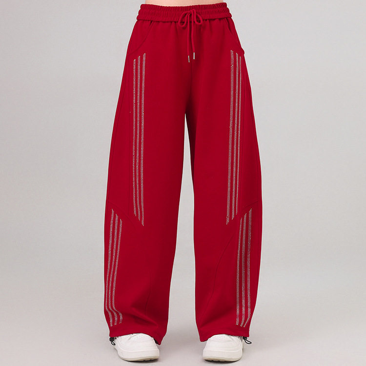 广场舞裤子新款宽松阔腿裤跳舞健身运动裤曳步舞烫钻三条杠弯刀裤