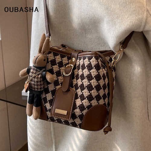 欧芭莎秋冬高级感通勤单肩斜挎包