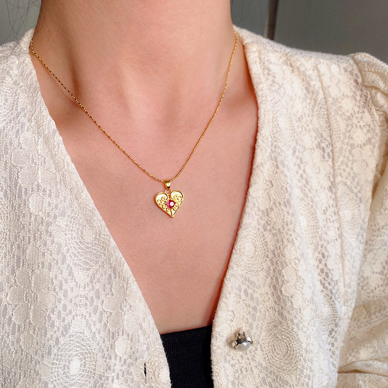 法式气质高级感真金电镀爱心吊坠项链女拉丝红宝石锁骨链网红颈链