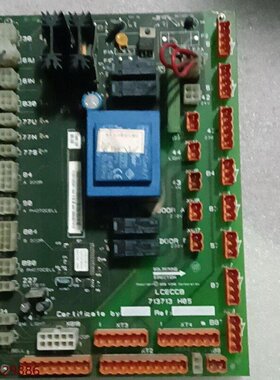 出通力电梯轿顶板绿色电路板搭配蓝色大功率继电器型号713议价