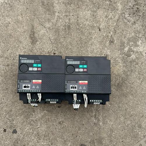 士林变频器3.7KW SC3-043-3.7K 实物图拍摄，议价