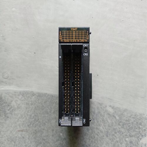 松下FP7输出模块AFP7Y64T实物拍摄24V供电议价