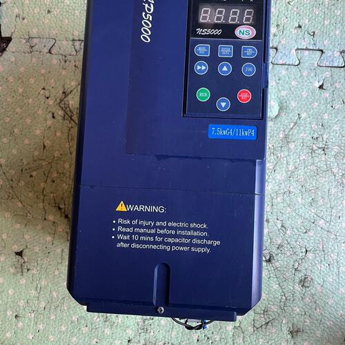 全罗辰变频器，型号：NS5000-7R5G/011P-4，7议价
