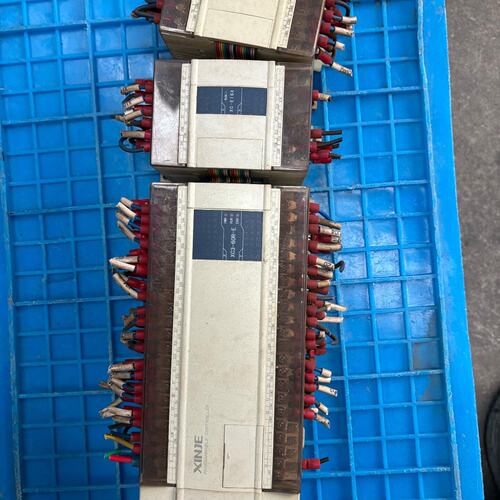 信捷 xc3-60r 带扩展2个一起249包邮议价