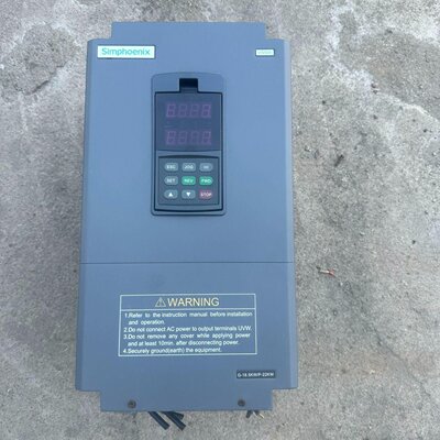 四方变频器VS500-4T0185G/4T0220P一台18议价