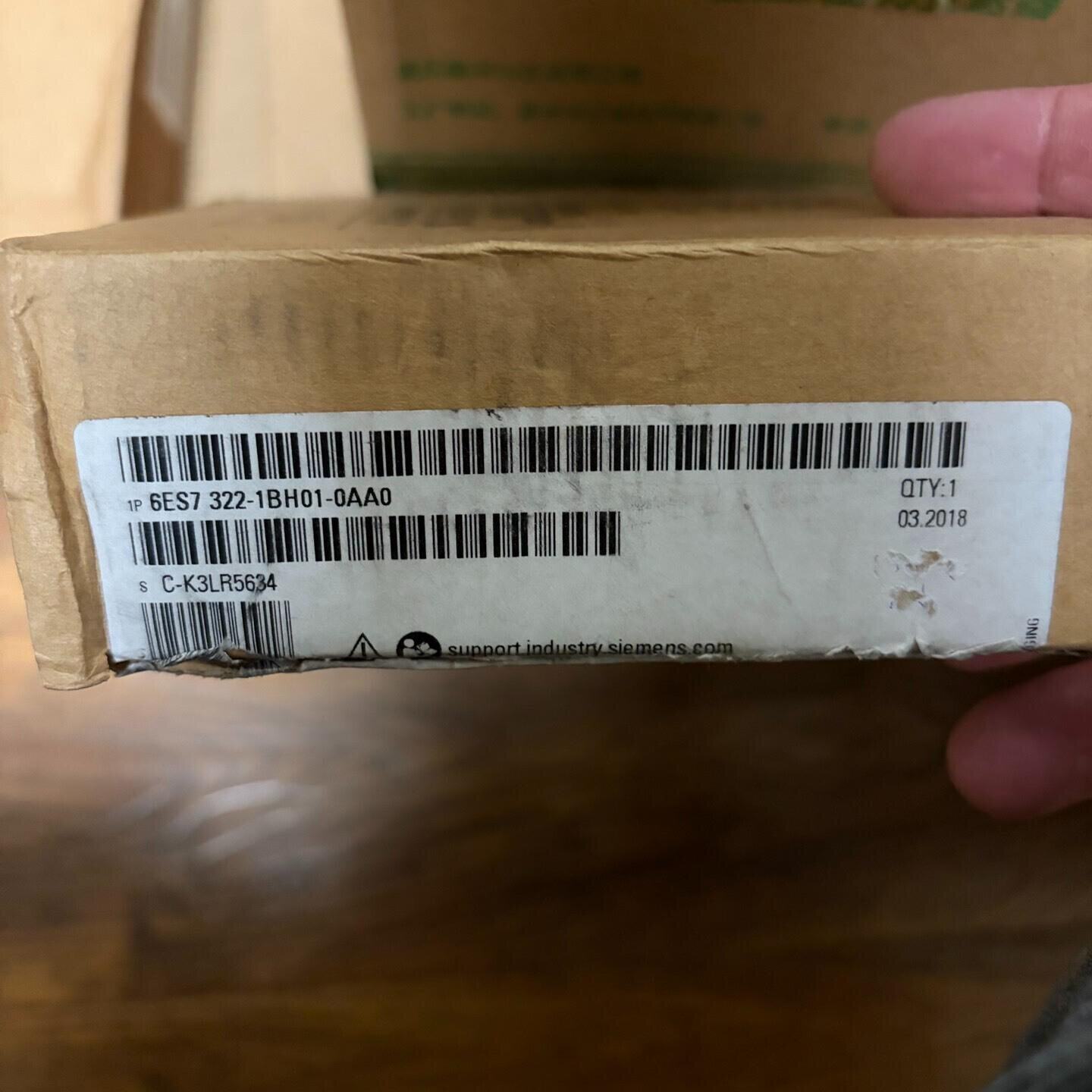 全新仅拆封西门子6ES7 322-1BH01-0AA0模块，议价