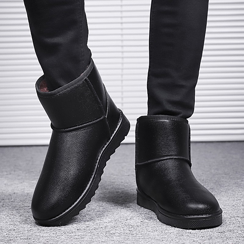 全黑色雪地靴特大码防滑高帮棉鞋