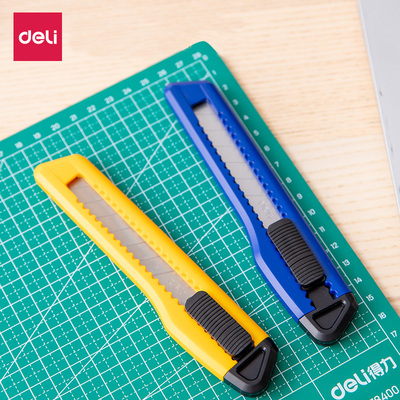 得力大号手动锁裁剪美工刀