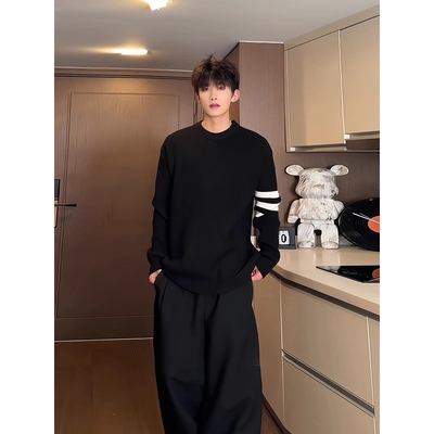 黑色圆领条纹毛衣男款冬季针织衫