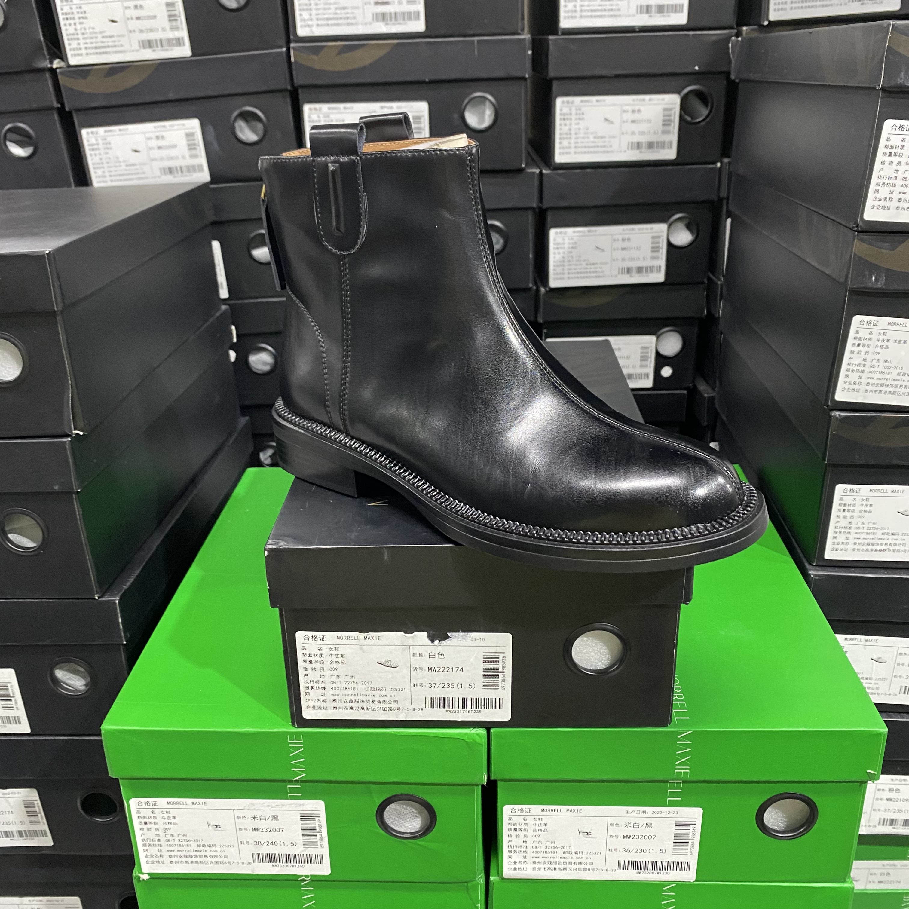 专柜正品牛皮秋冬新款后拉链百搭平底烟管靴JI4