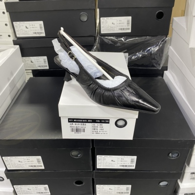 实体专柜意大利设计师轻奢品牌羊皮褶皱款后空百搭单鞋6318黑色