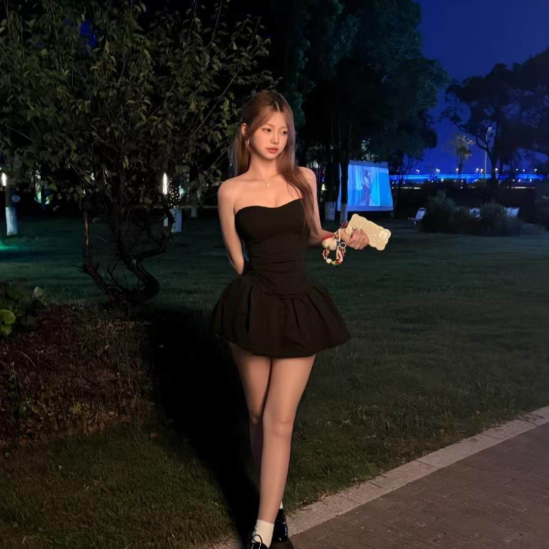 性感辣妹修身鱼骨黑色抹胸背心上衣高腰a字蓬蓬短裙子套装女秋装,女装/女士精品,时尚套装,淘宝优惠券,粉丝福利购,淘宝优惠卷