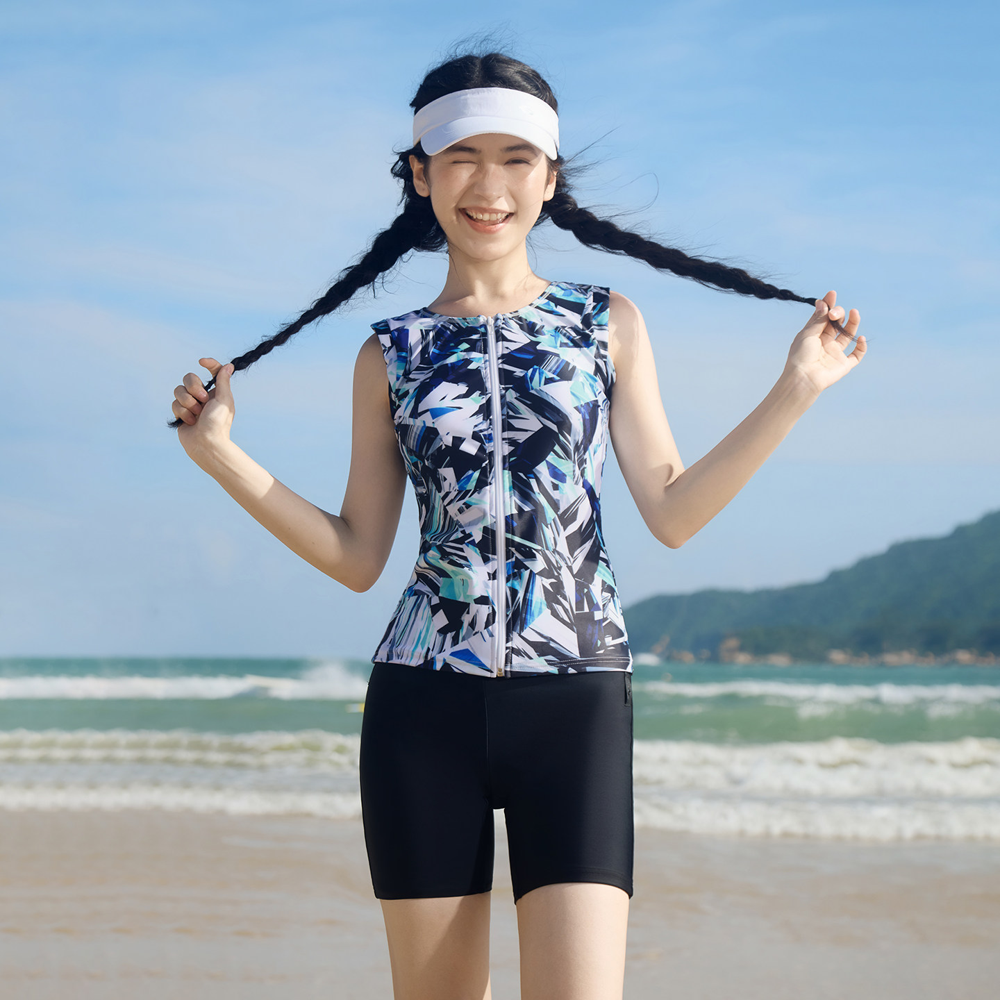 三奇保守分体泳衣女士2025新款专业训练泳装游泳馆专用平角游泳衣