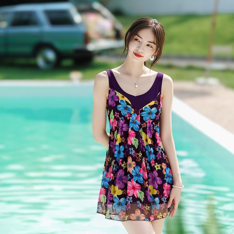 泳衣女2026新款高级感成人保守显瘦遮肉大码胖mm中老年妈妈泡温泉