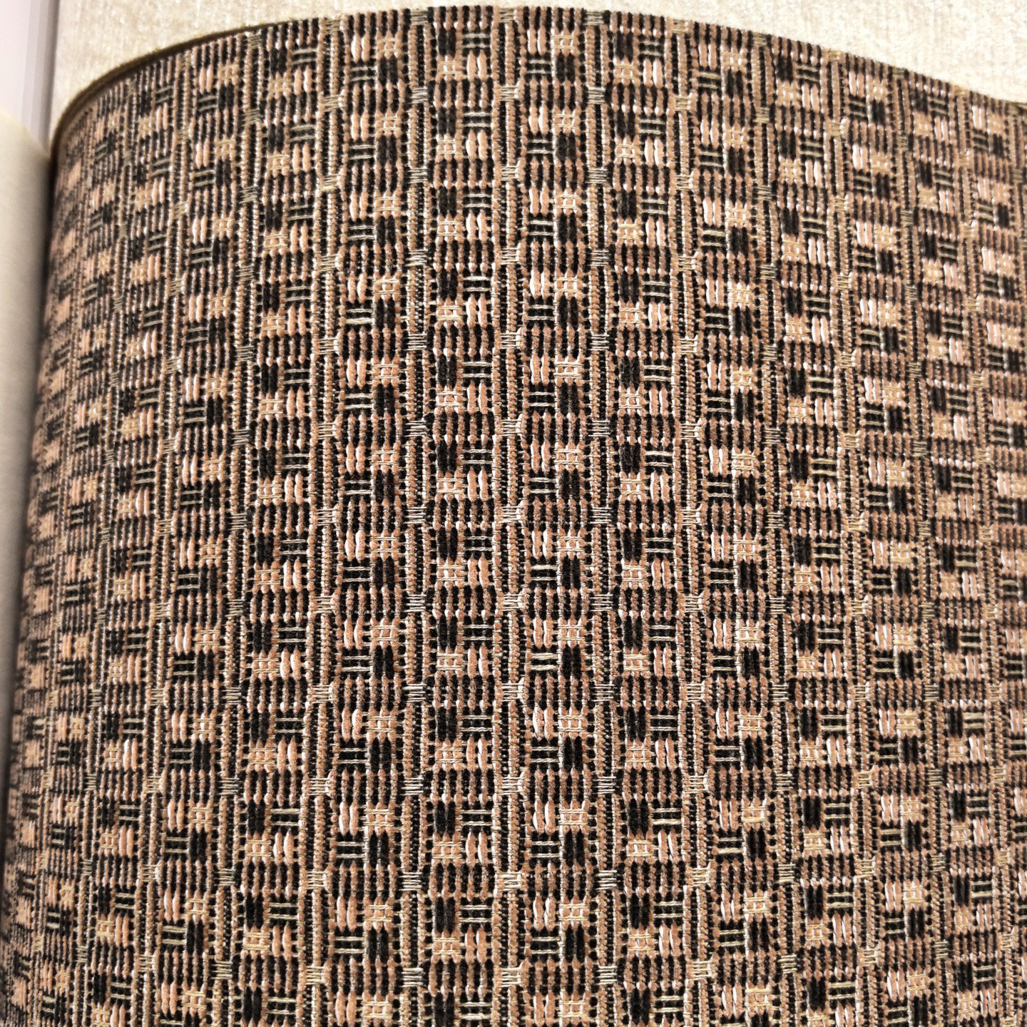 高端加厚颗粒绒毛茸茸墙布黄咖色棕咖色黑咖色绒面棉麻壁布小格子